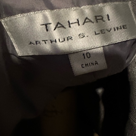 Tahari Blazer - Picture 9 of 9